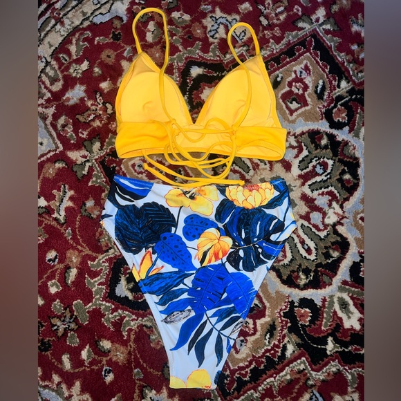 CupShe Women’s High Rise Bikini - Picture 2 of 3